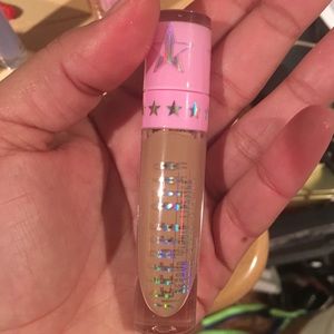 New Jeffree Star velour liquid lip in Baby Daddy